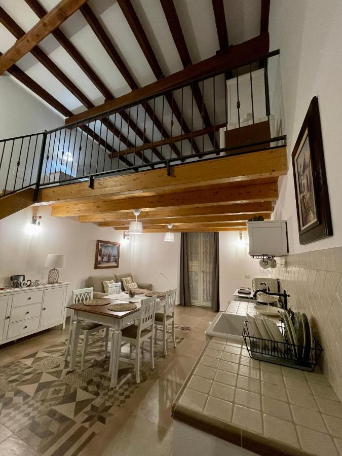 A Casa Di Dora Appartement Bari Buitenkant foto